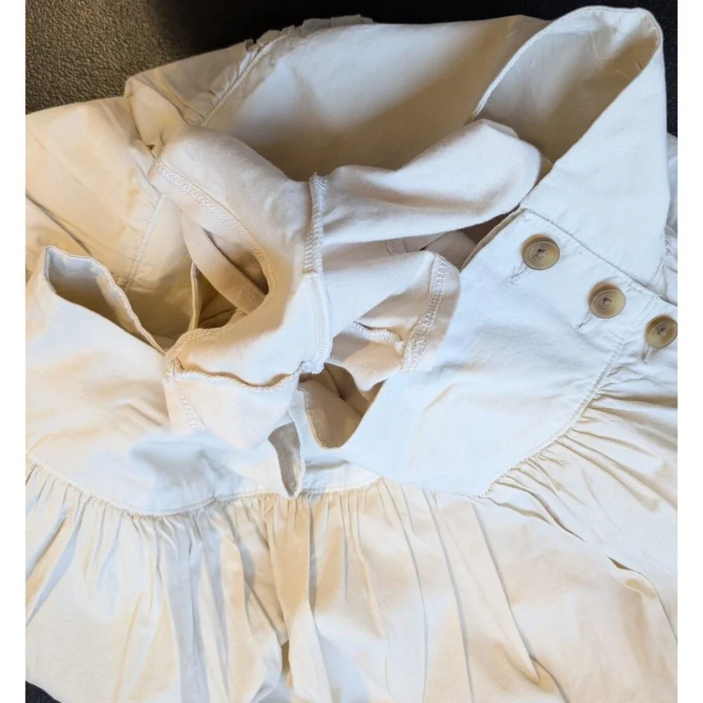 American Eagle Women's Bubble Skort Mini Cream Buttons Size 10